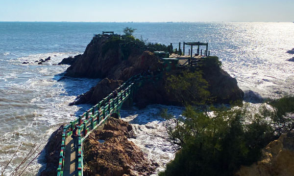 鐵堡 海上岩礁