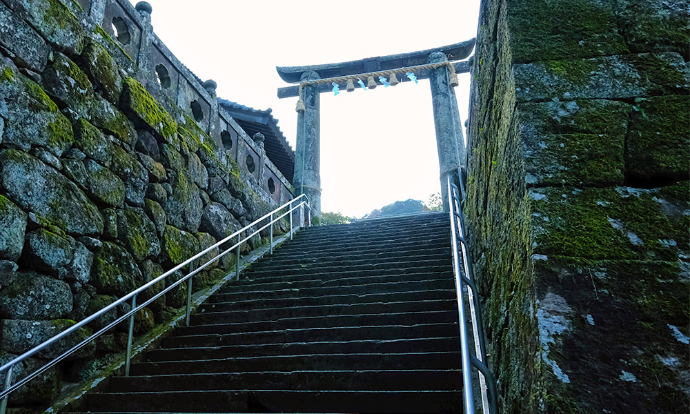 前往武雄神社主殿