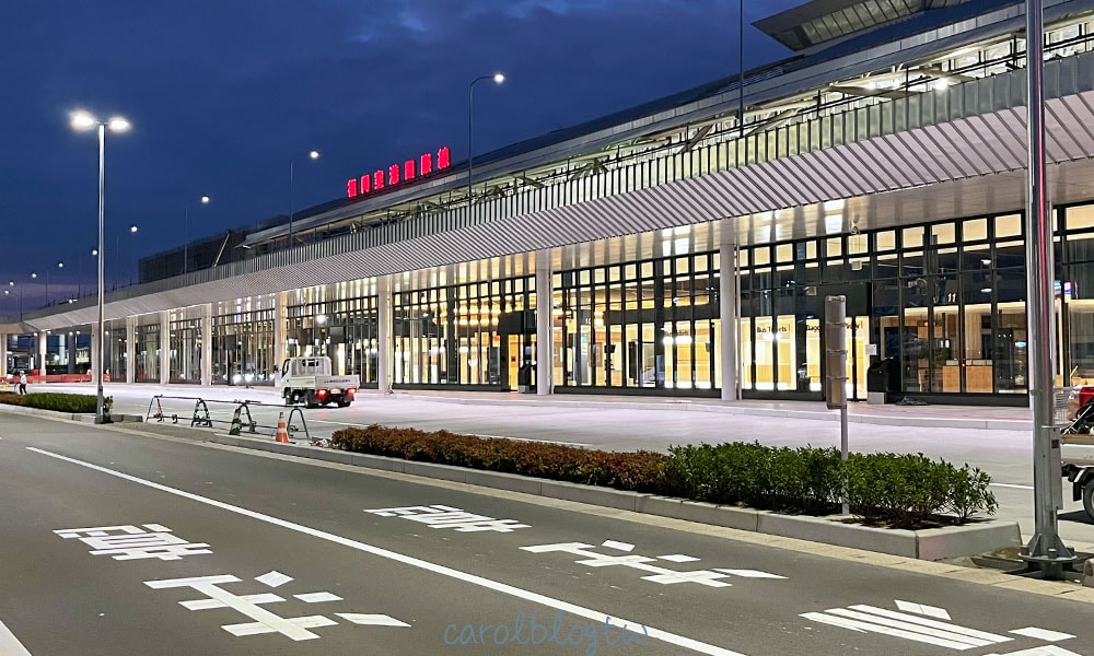 Read more about the article 【福岡機場交通】搭公車地鐵去博多市區/ 機場免稅店介紹：2025航廈擴建