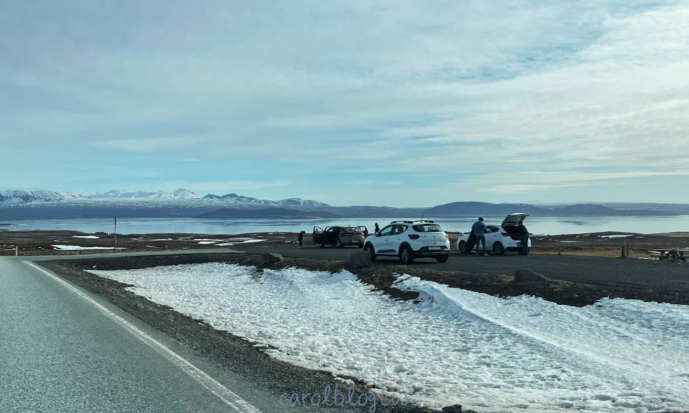 冰島路邊停車場