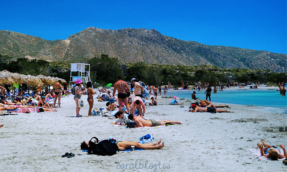 Elafonisi 沙灘上的觀光客