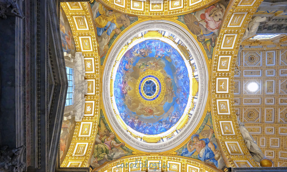 聖彼得大教堂橢圓形圓頂