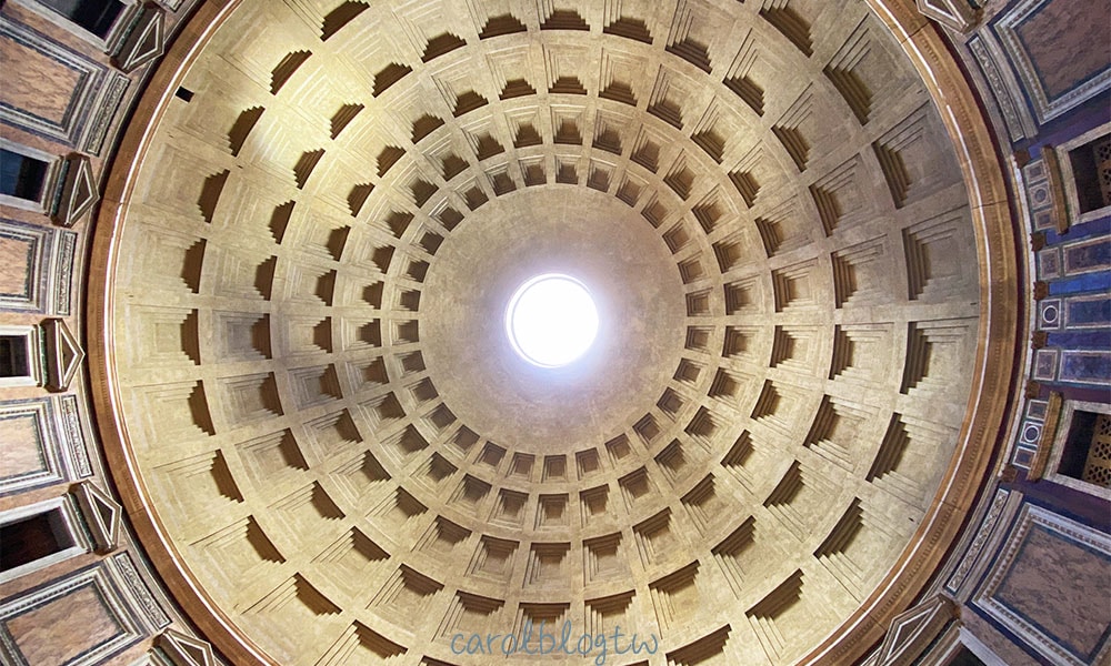 Read more about the article 【羅馬萬神殿介紹】門票預約、建築特色：佇立2千年前的建築