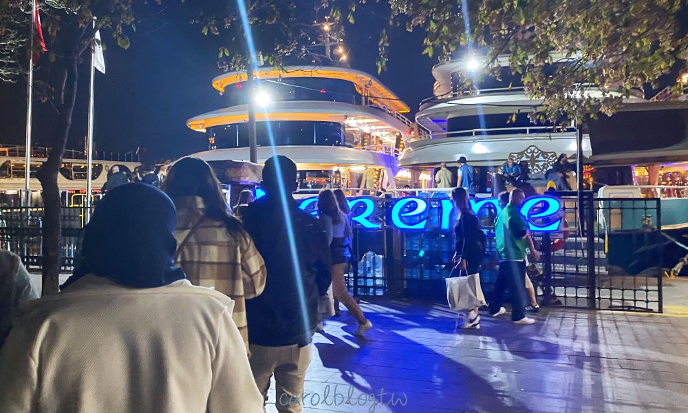 博斯普魯斯海峽遊船碼頭