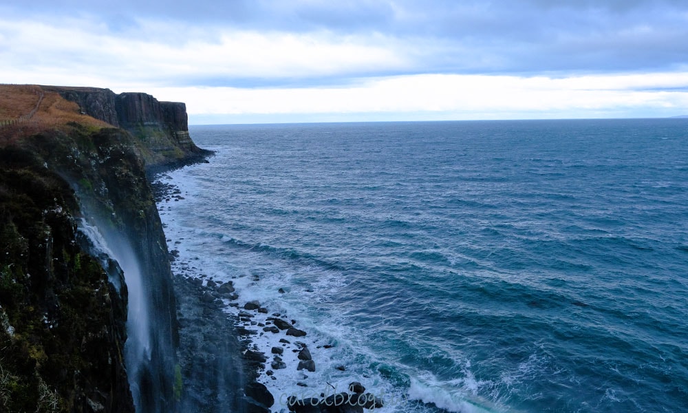 Kilt Rock 懸崖瀑布