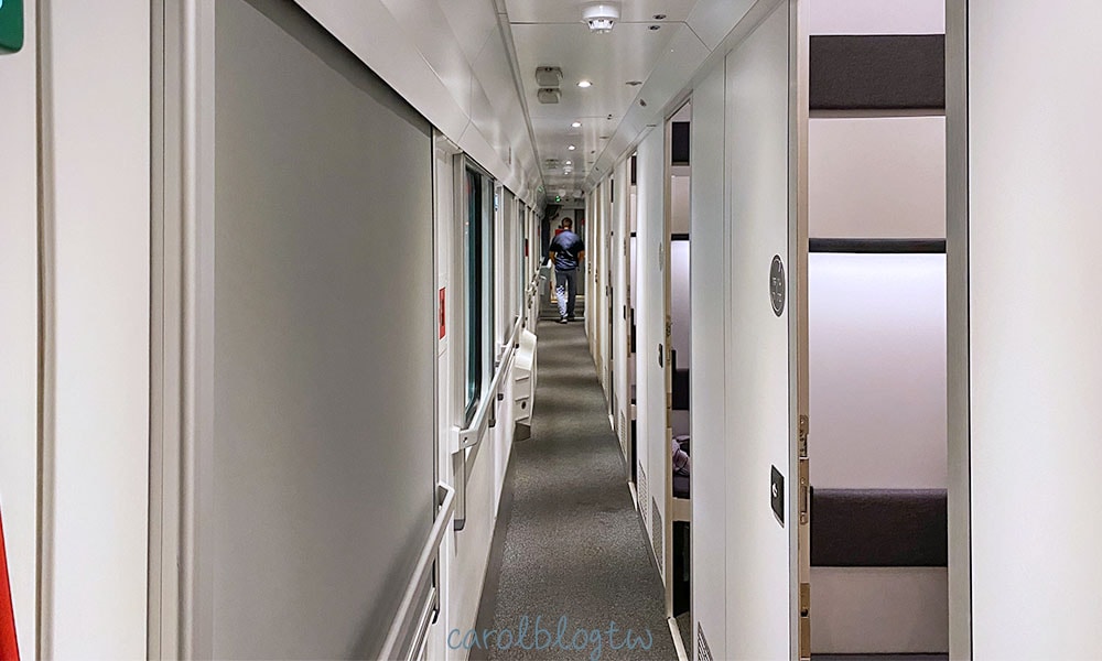 Nightjet包廂走廊