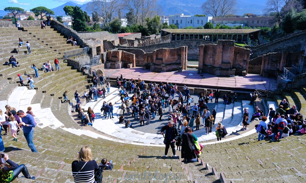 龐貝古城 羅馬劇場