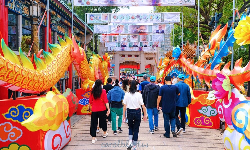 黃大仙祠出口