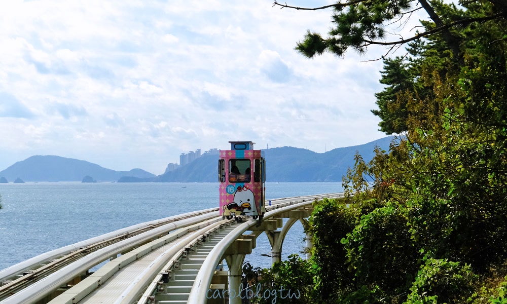 釜山藍線公園膠囊列車海景