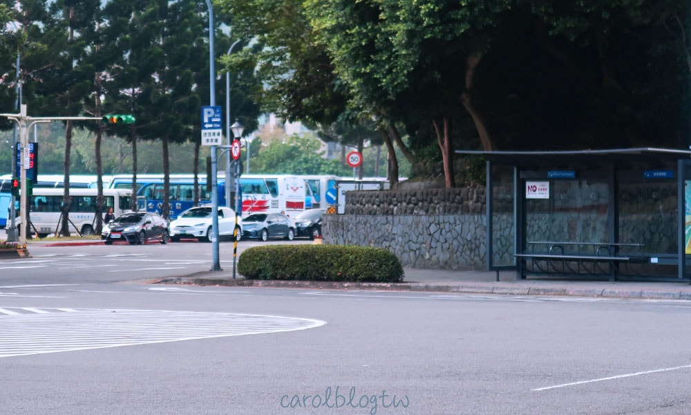 故宮前的公車站