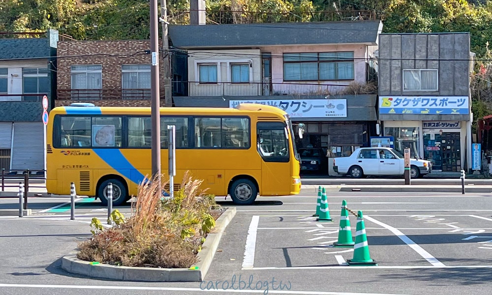 櫻島公車外型