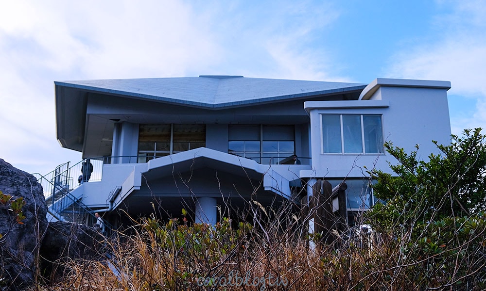 湯之平觀景台建築