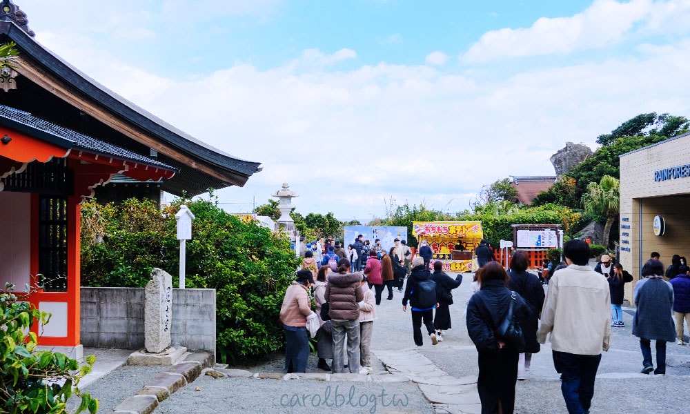 鵜戶神宮神門前廣場