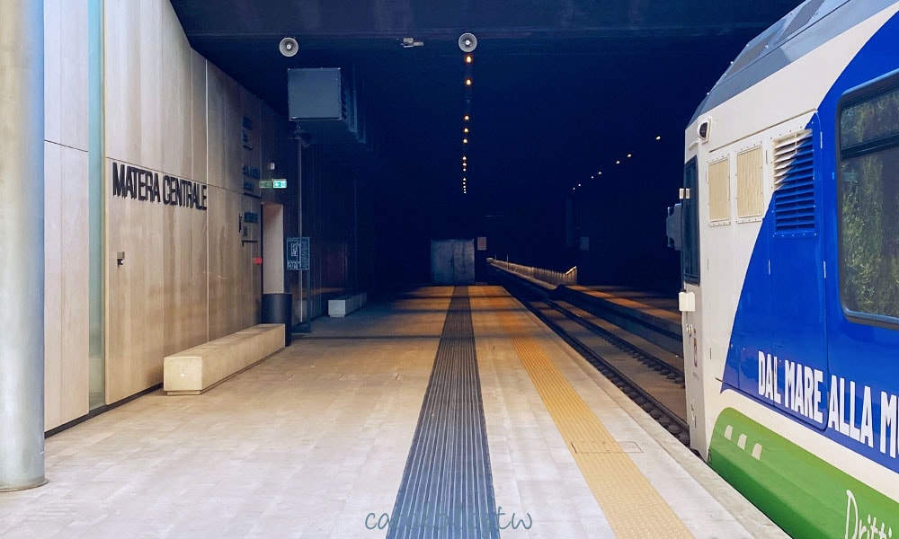 馬泰拉火車站