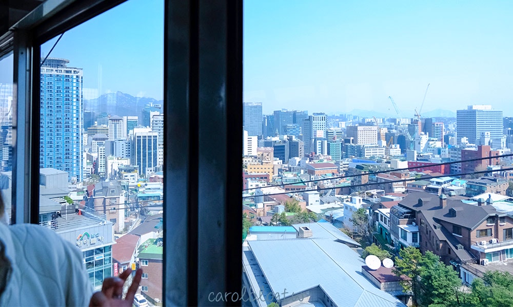 在南山纜車上的風景