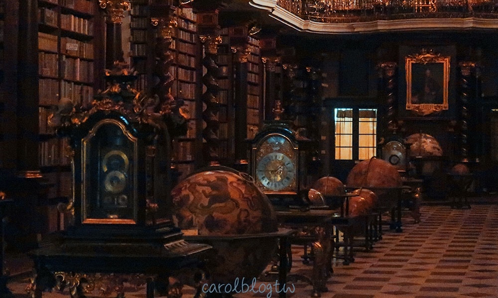 克萊門特學院圖書館地球儀