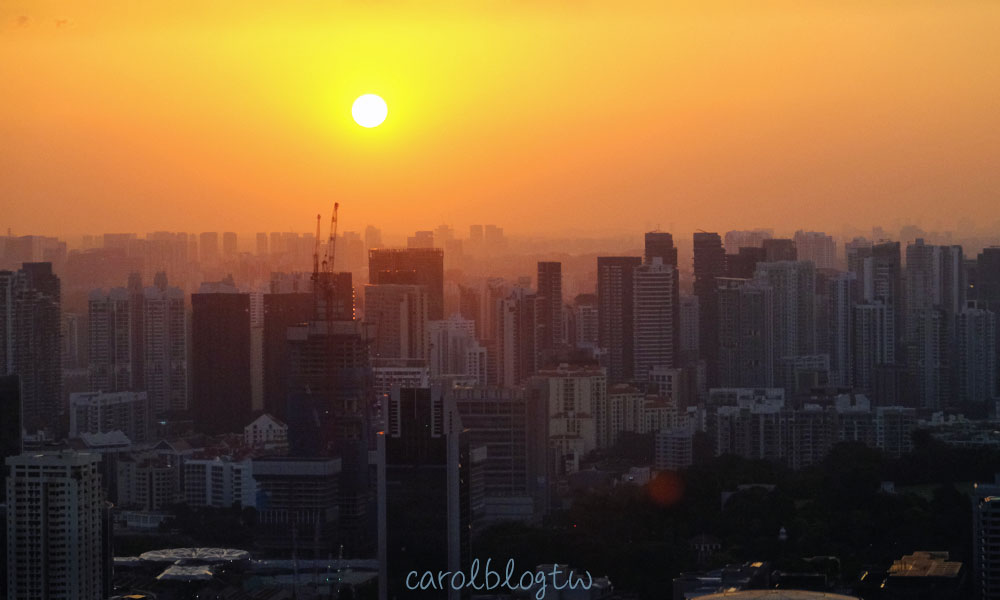 金沙空中花園高空觀景台傍晚照片