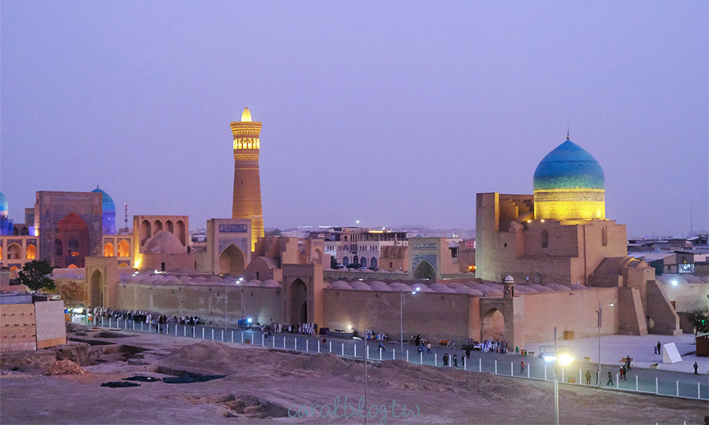 在布哈拉城堡上眺望布哈拉