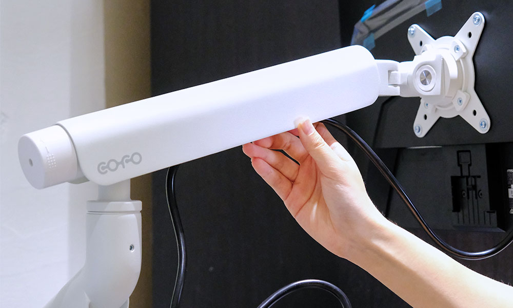 螢幕支架推薦|COFO無重力螢幕懸臂優缺點,輕鬆配合各種工作模式 - 第11張圖 COFO螢幕懸臂集線器