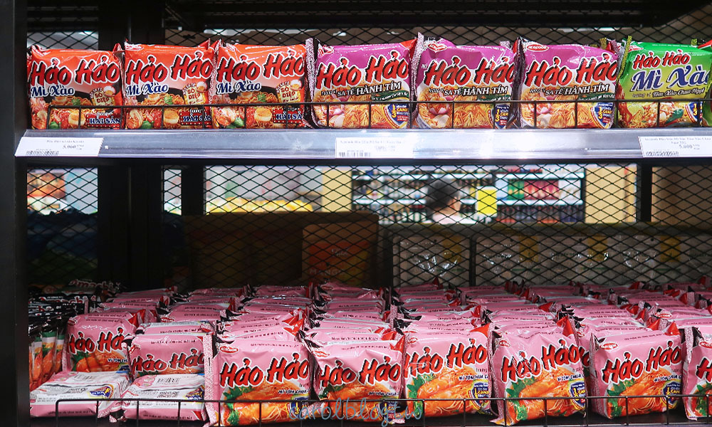 富國島必買|15種富國島伴手禮推薦!糯米紙、椰子餅乾超好吃 - 第4張圖 越南泡麵口味