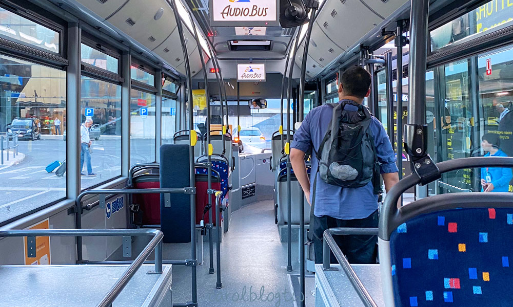 里斯本機場交通攻略|2026票價、地鐵搭乘、航廈接駁車、機場免稅店 - 第10張圖 里斯本機場免費公車