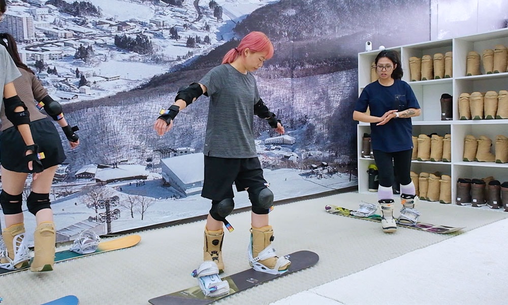 王子室內滑雪學校單板課程