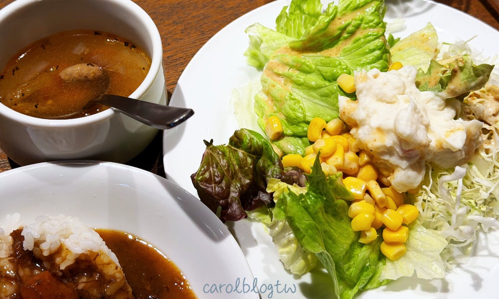 JUMBO STEAK HAN'S 咖哩和熱湯