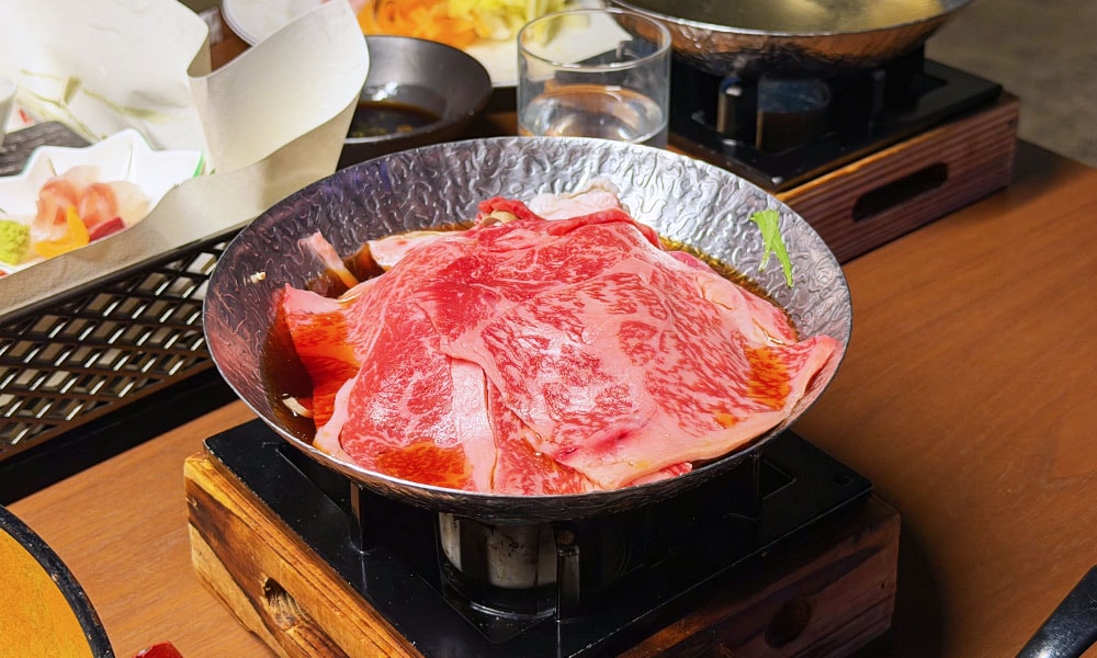 新井樂天度假村 和牛壽喜燒