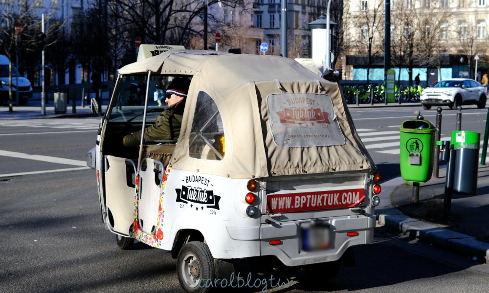 布達佩斯觀光tuktuk車